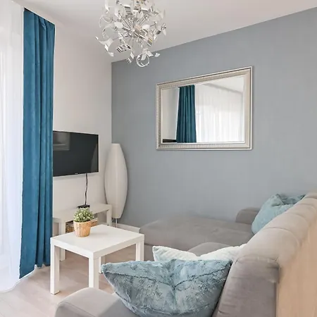 Ltc Ujejskiego Апартаменты Гдыня