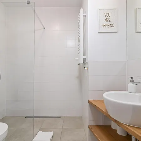 Ltc Ujejskiego Апартаменты