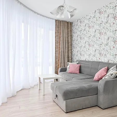 Ltc Ujejskiego Апартаменты Гдыня